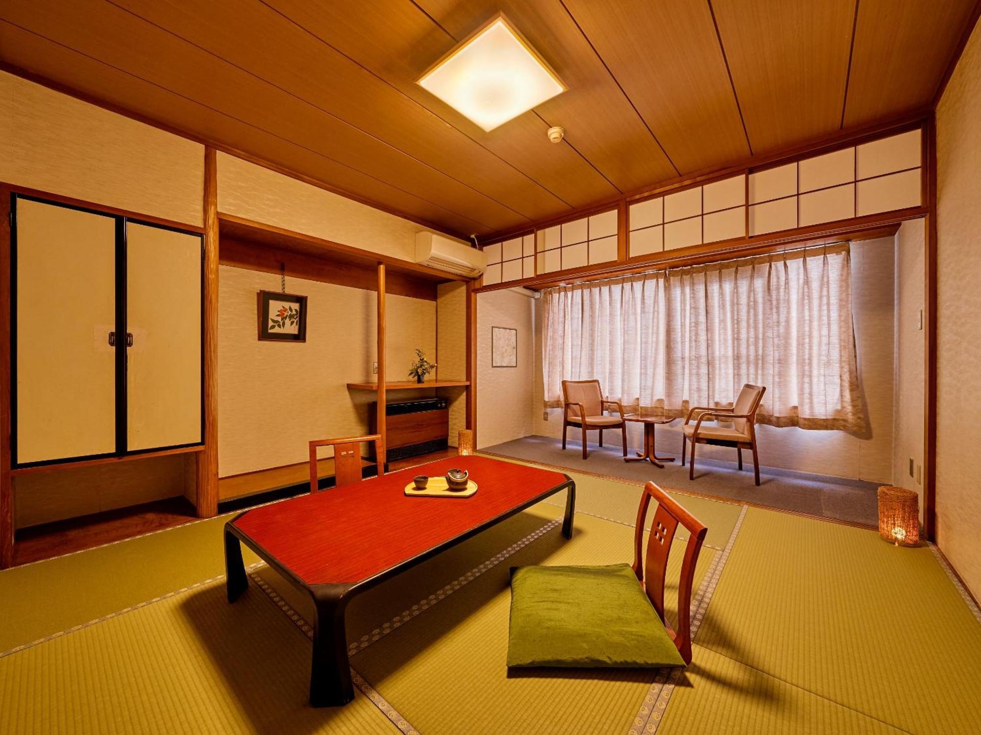 Hotel Ooedo Onsen Monogatari Enakyo Habitación foto
